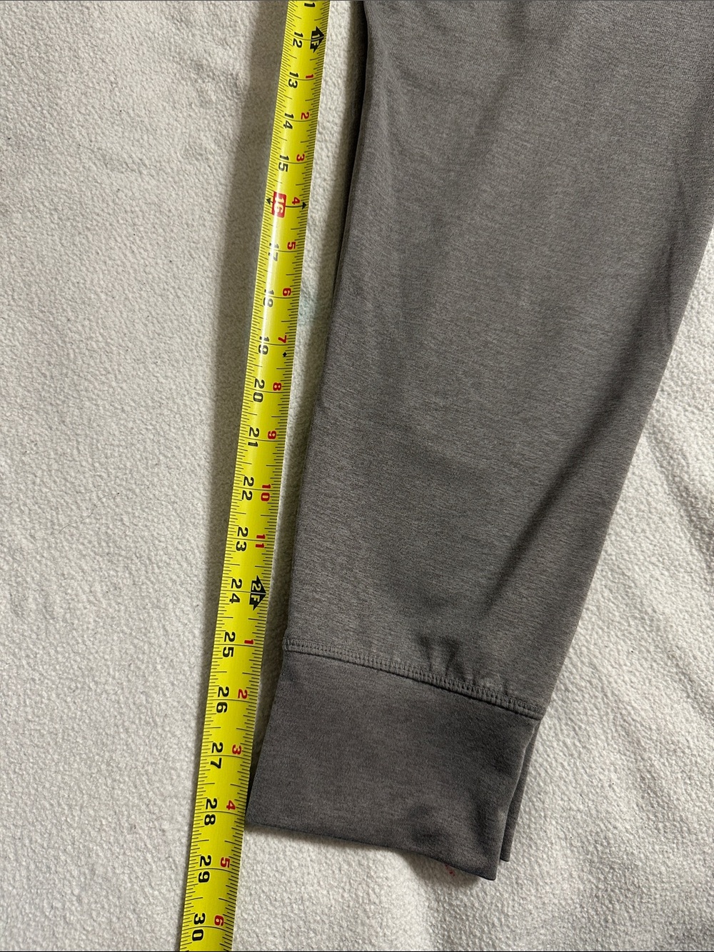 Vuori Men’s Joggers size M Gray - Picture 9 of 12
